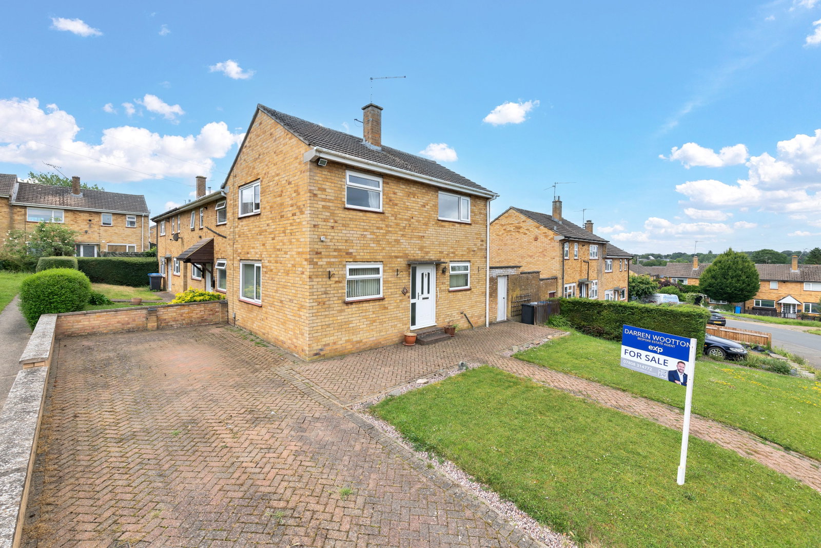 Semi Detached House in Kettering