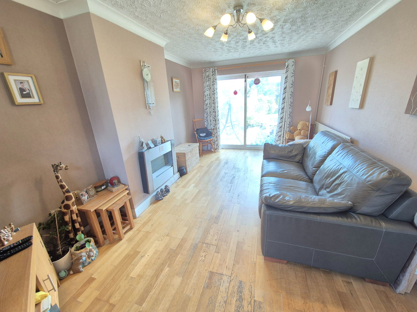 Semi Detached House for sale in Dunstable, Drovers Way, Dunstable, LU6 1AL