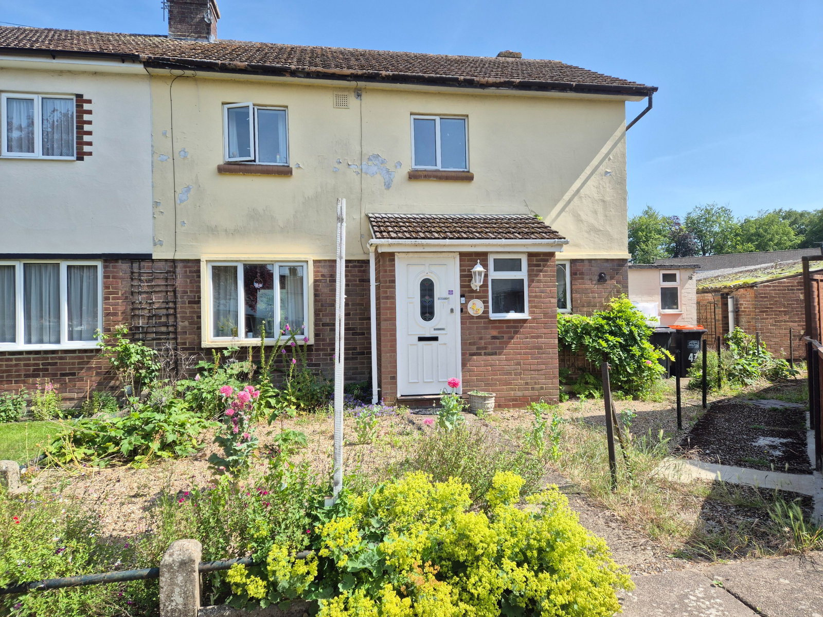 Semi Detached House in Dunstable