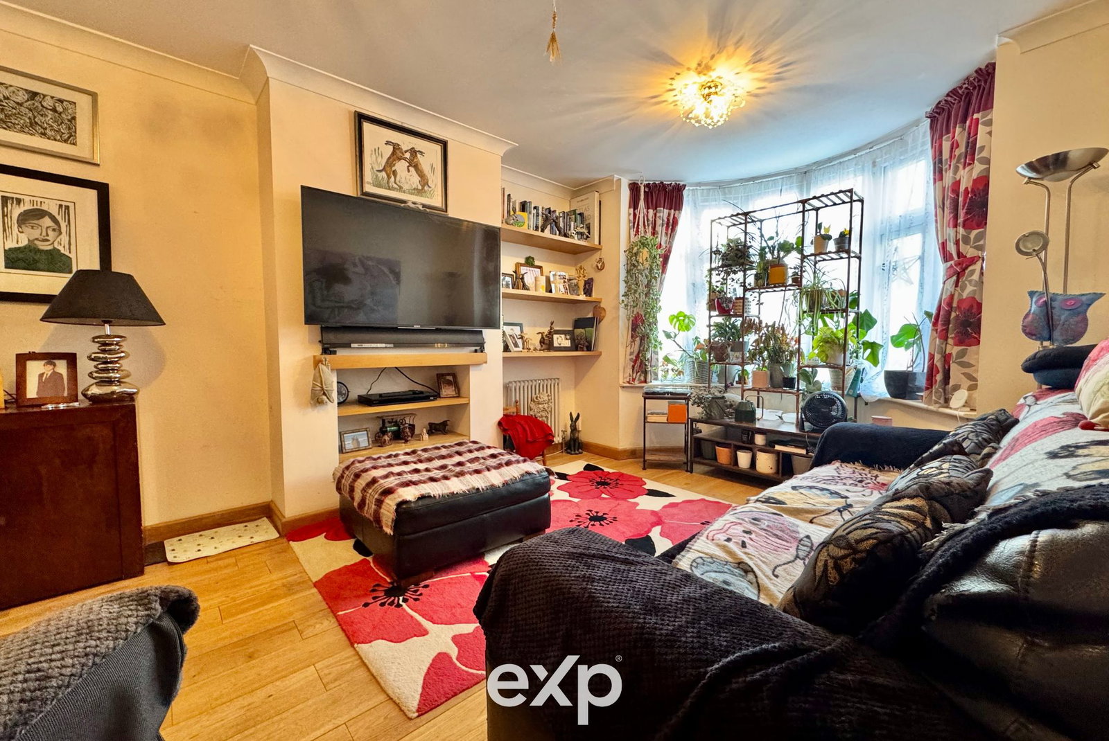 Semi Detached House in Solihull