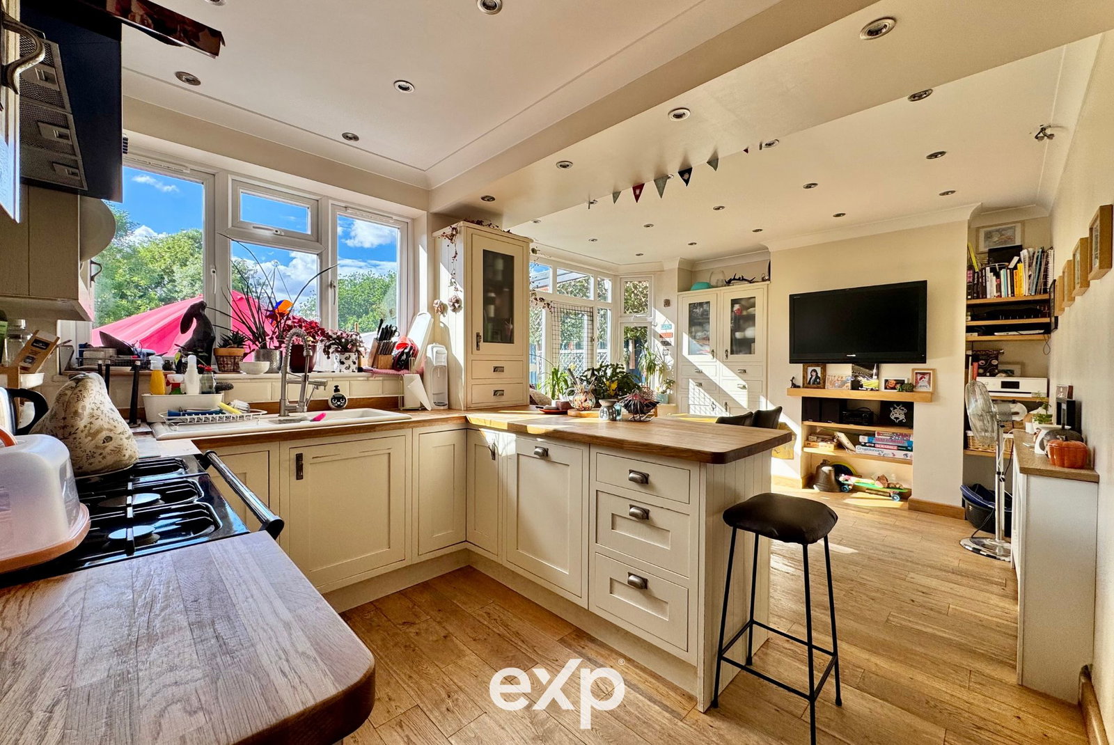 Semi Detached House in Solihull