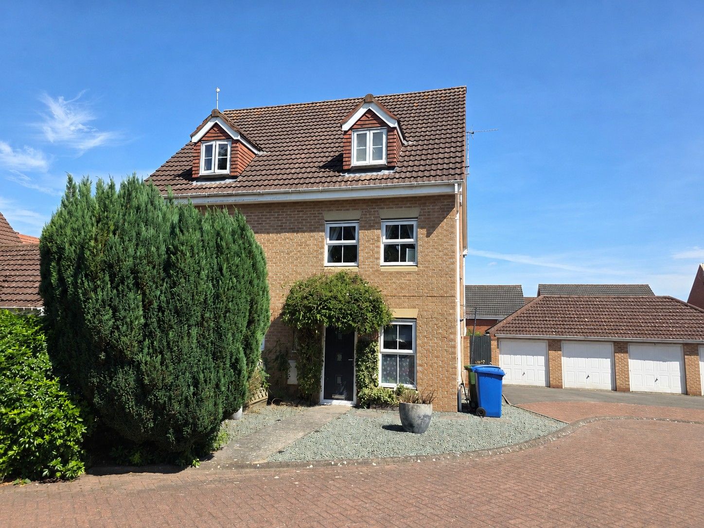 Semi Detached House in Beverley