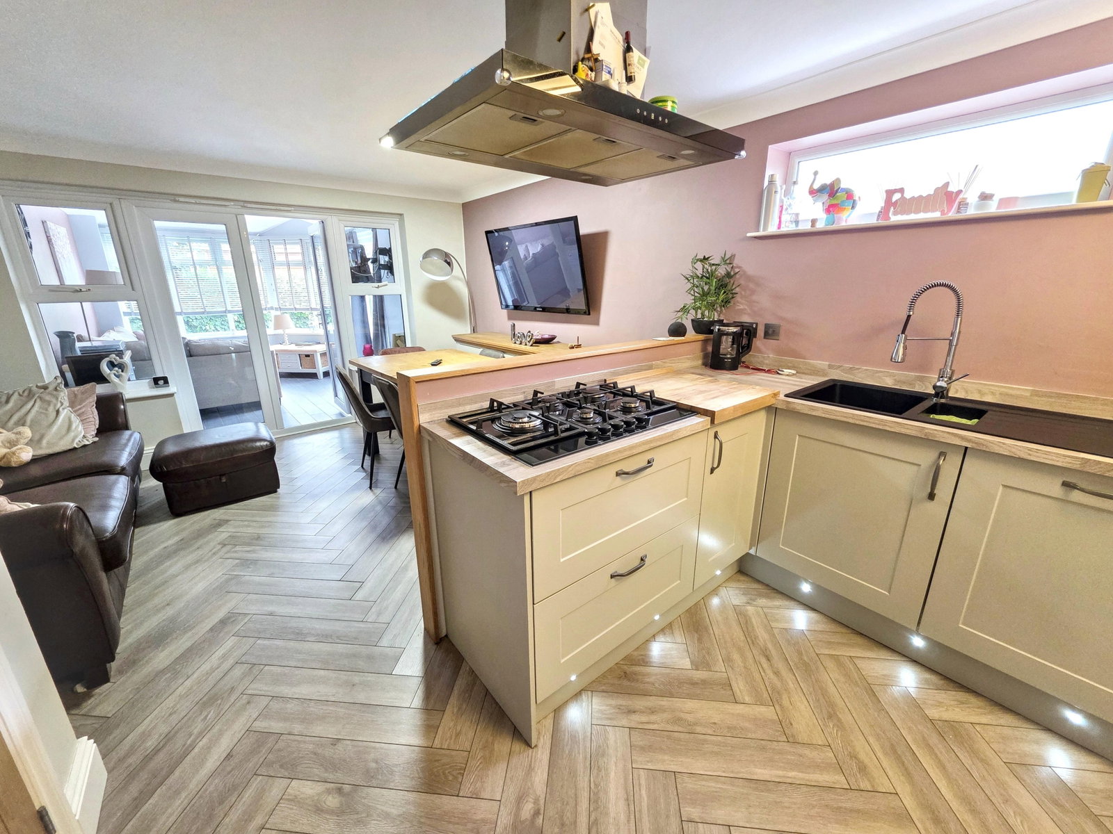 Semi Detached House in Beverley 2