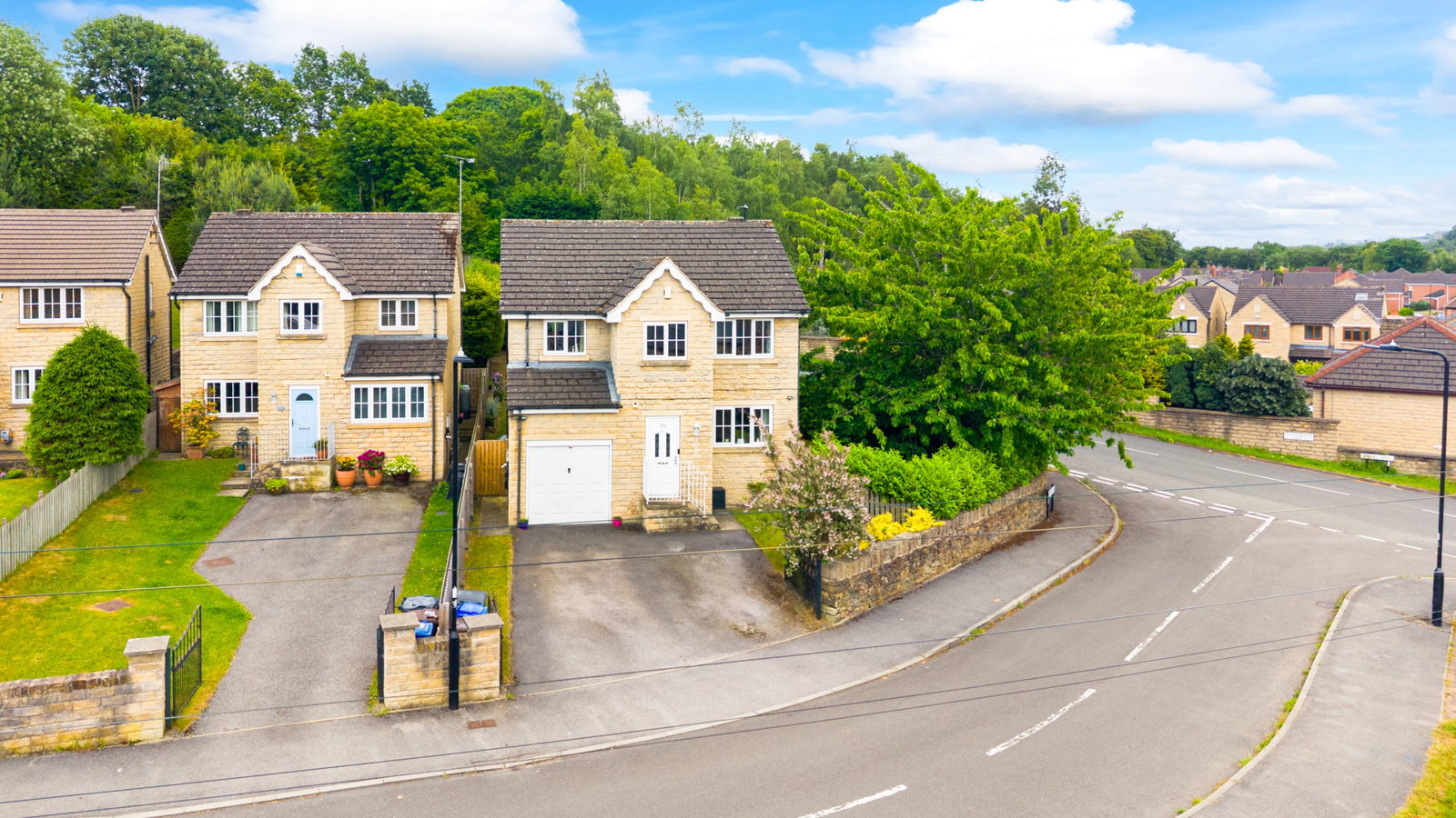 Detached House in Sheffield