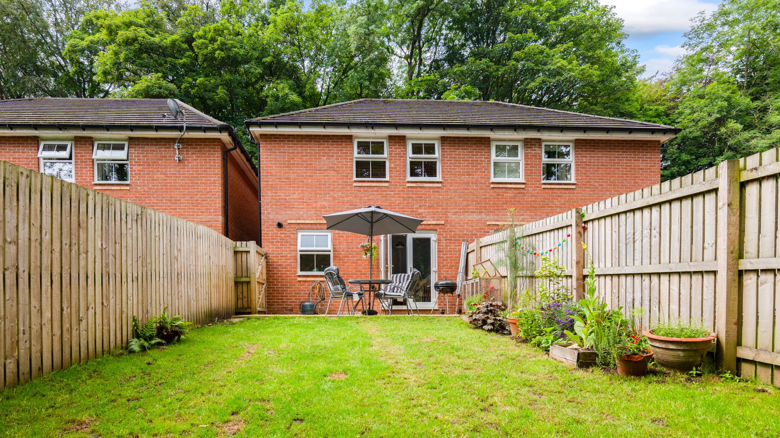 Semi Detached House in Sheffield