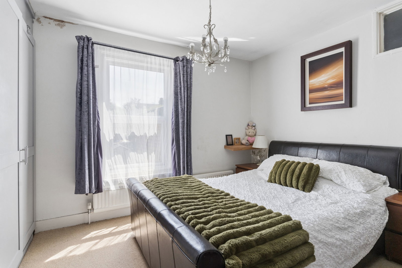 Terraced House in Dunstable