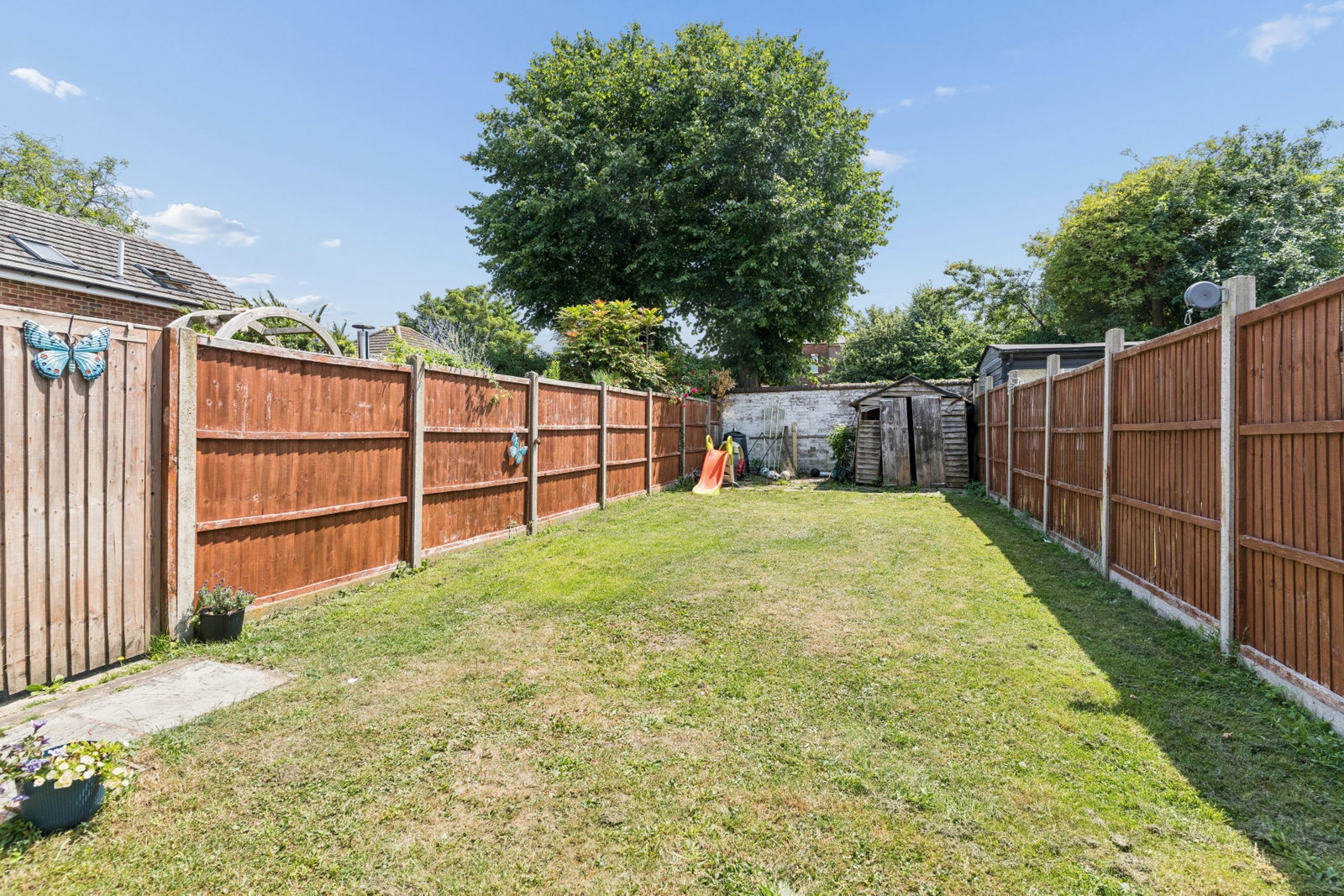 Terraced House in Dunstable