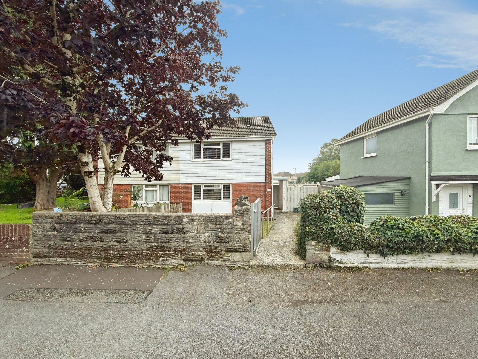 Semi Detached House for sale in Swansea, Penllwynmarch Road, Gendros, Swansea, SA5 8DQ