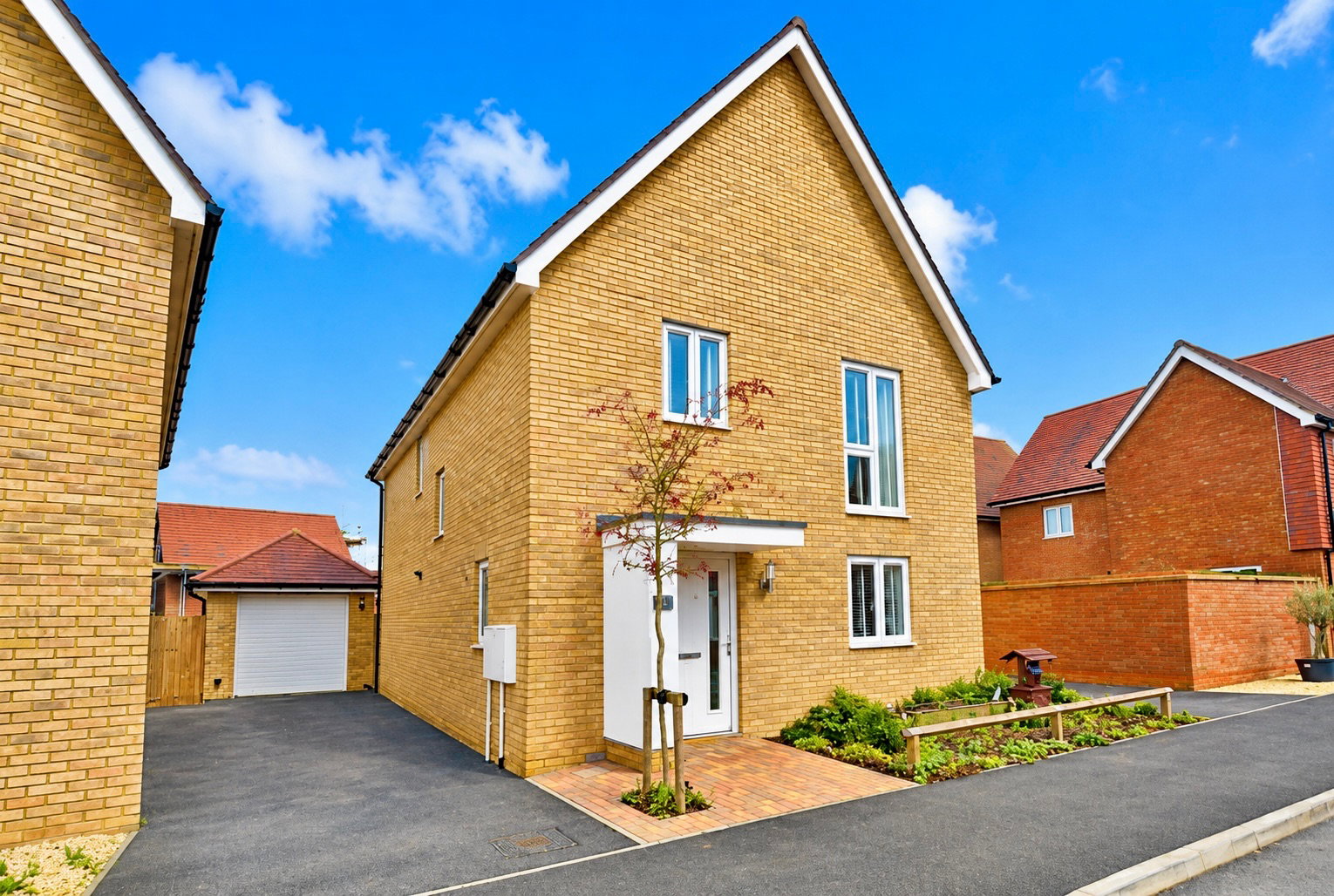 Detached House in Ashford