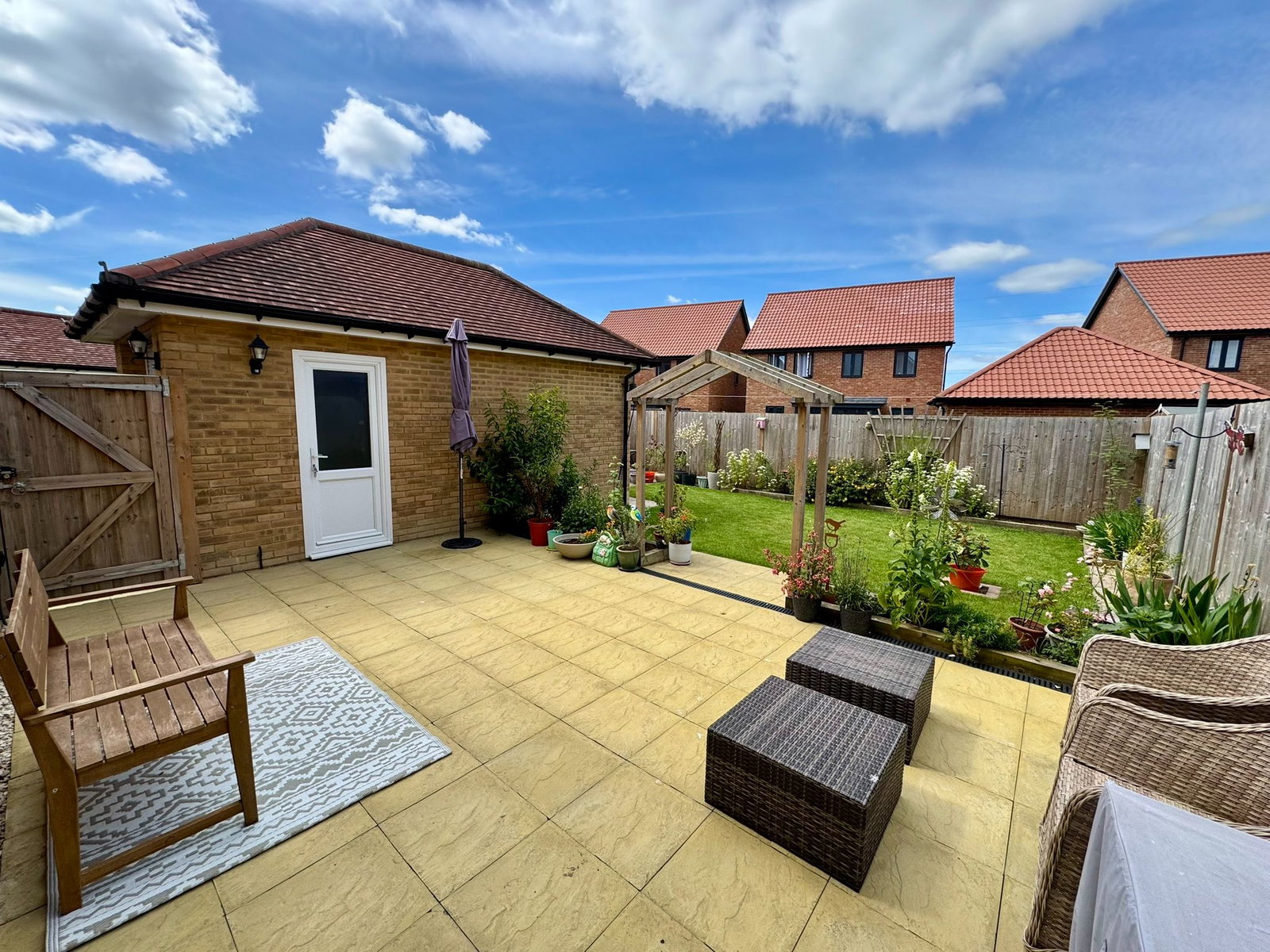 Detached House in Ashford