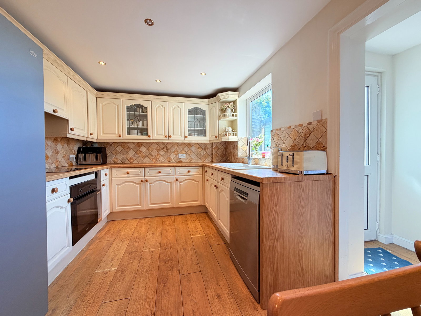 Semi Detached House in Sandwich