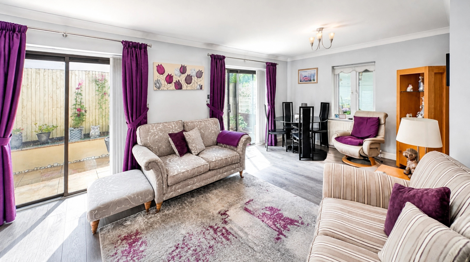 Detached House in Newton Abbot