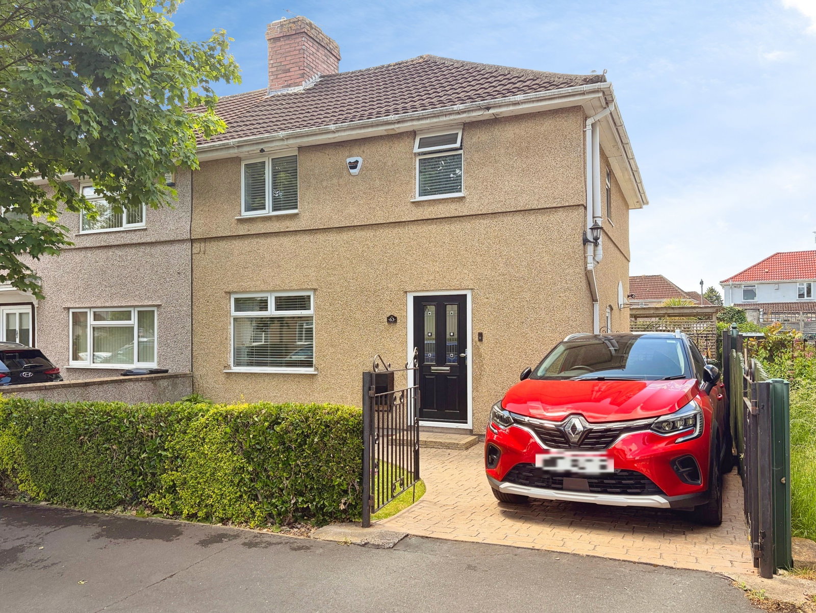Semi Detached House in Bristol