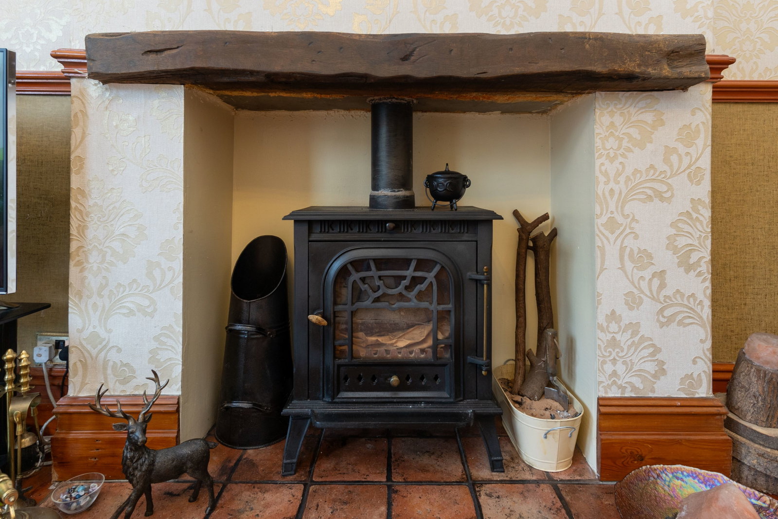Semi Detached House for sale in Stockport, Davenport Road, Hazel Grove