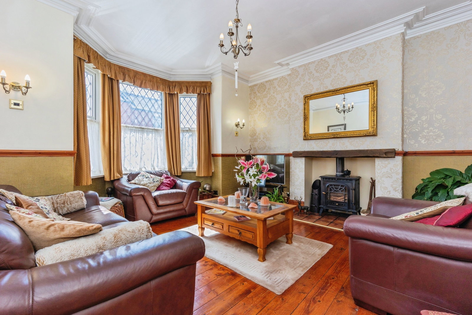 Semi Detached House in Stockport