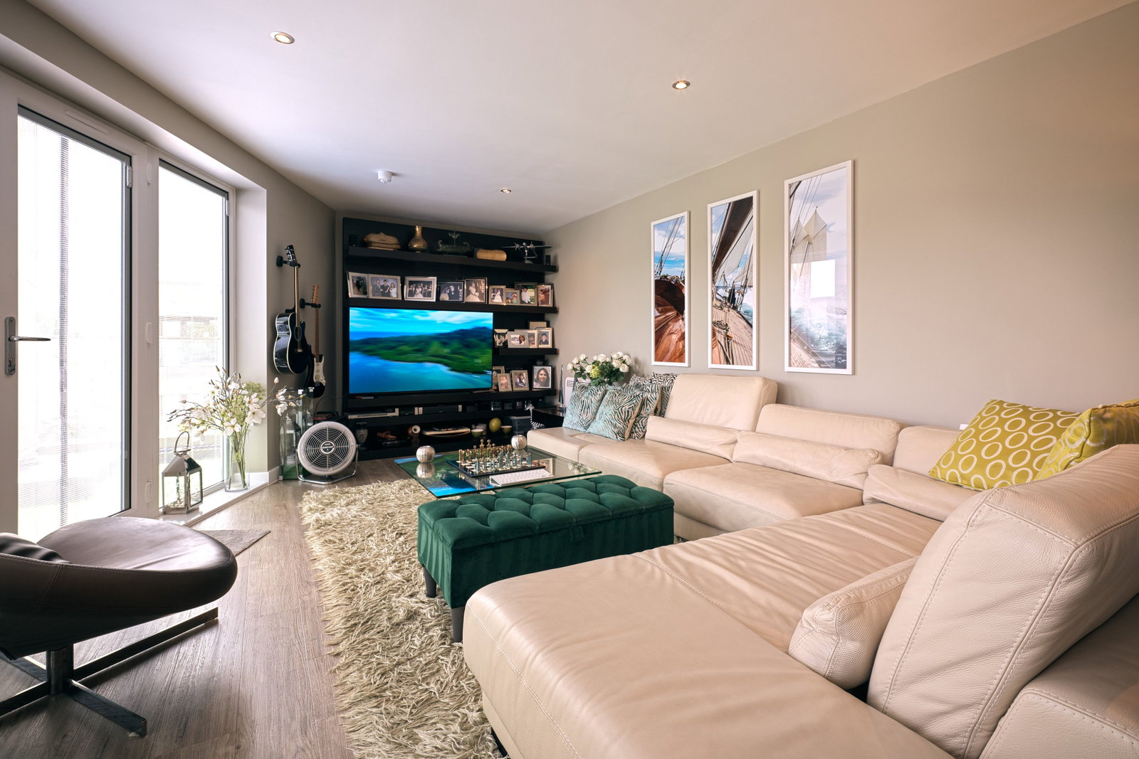 Flat in Surrey