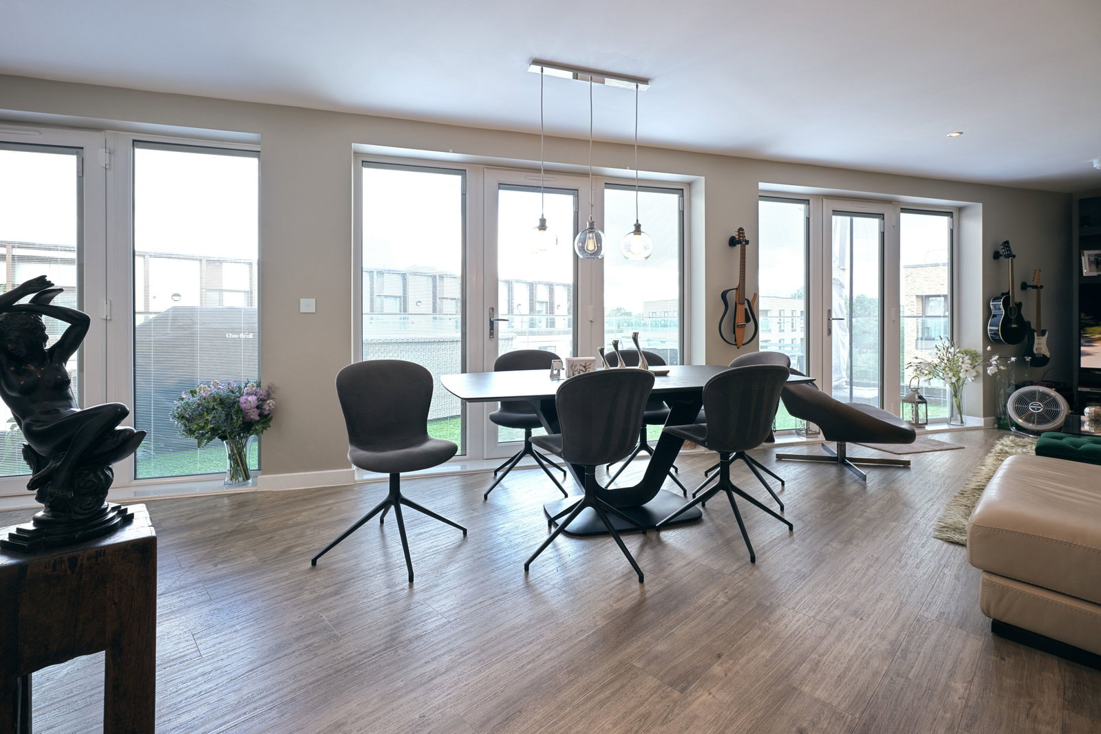 Flat in Surrey