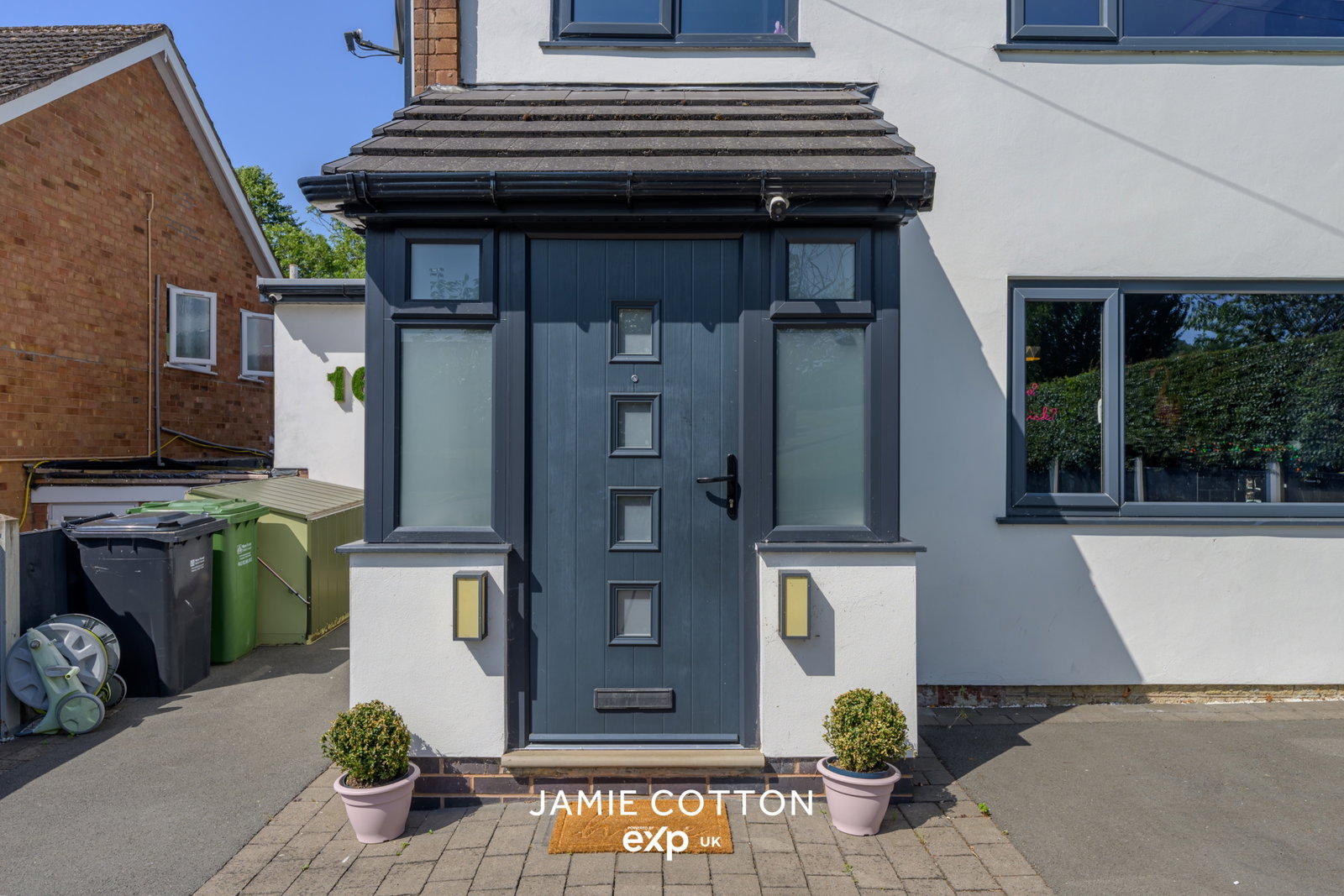 Semi Detached House in Chaddesley Corbett