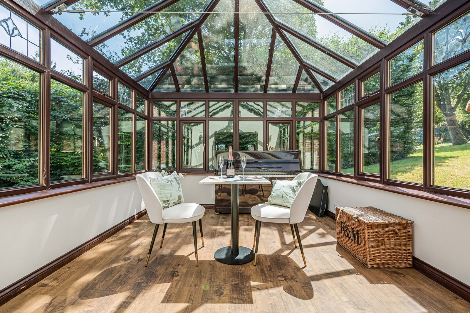 Detached House in South Croydon