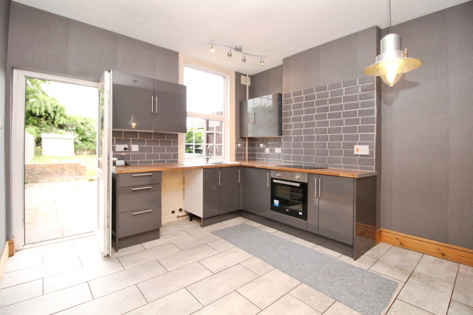 End Of Terrace House in Kidderminster