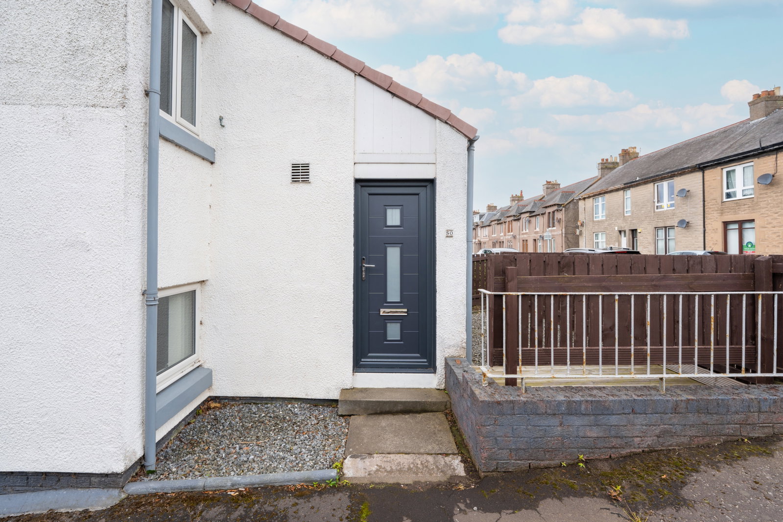 Semi Detached House in Leven