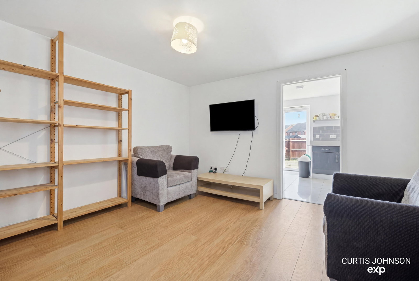 Semi Detached House in Tilbury