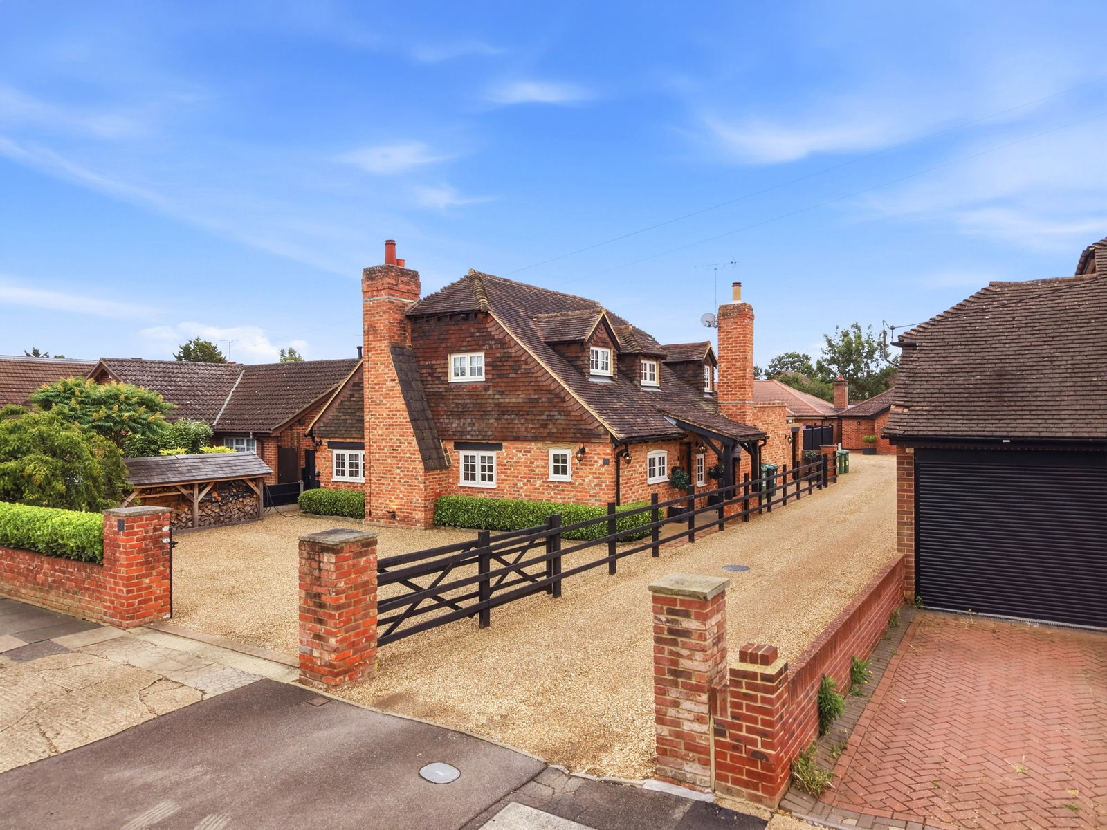 Detached House in Ashford