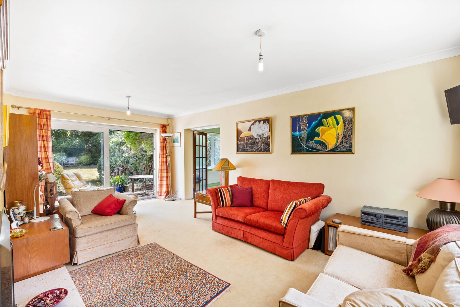 Detached House in Lingfield 3