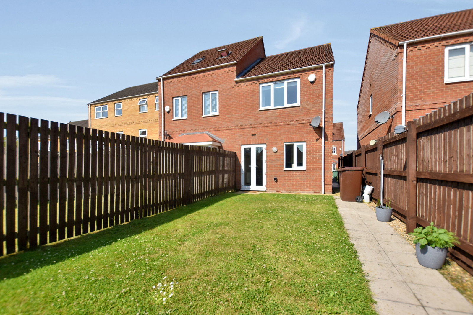 Semi Detached House in Wakefield