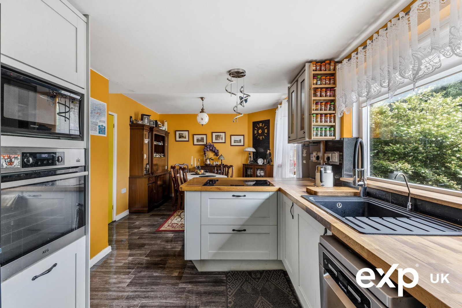 Semi Detached House in Nottingham