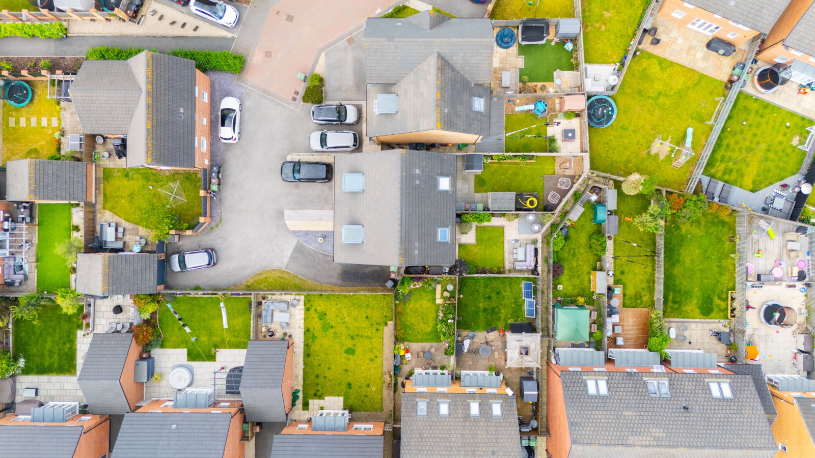Semi Detached House in Leeds