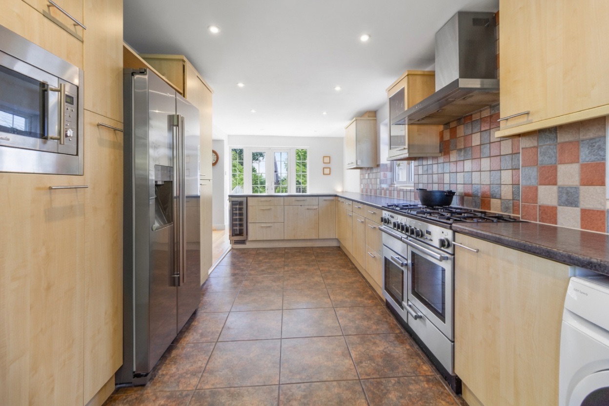 Detached House in Edenbridge