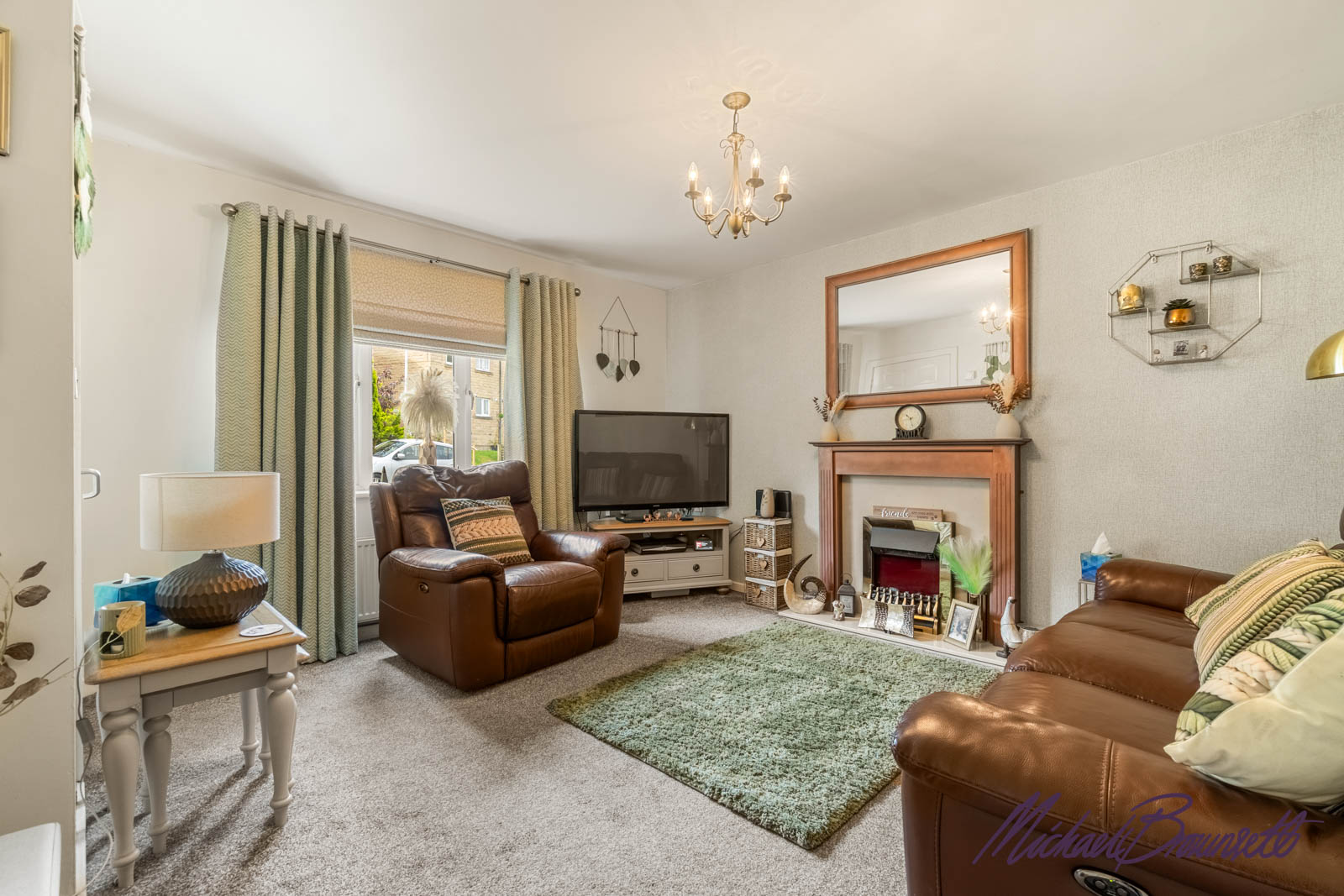 Semi Detached House in Bradford