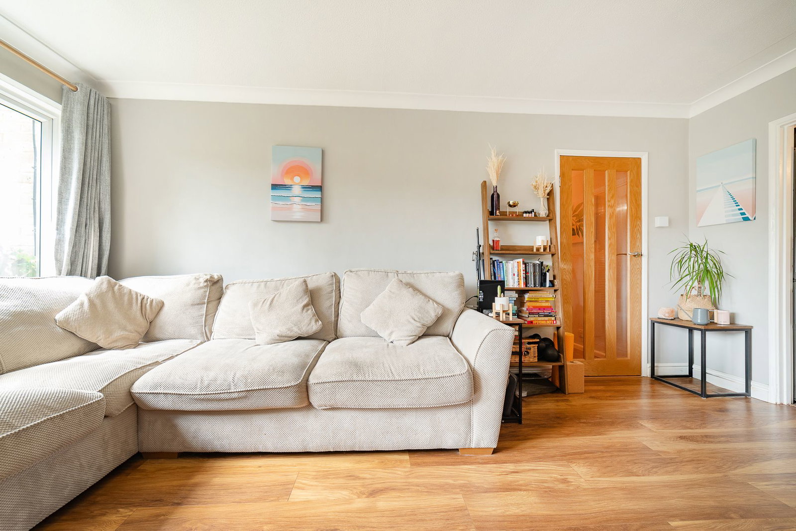 Flat in South Croydon