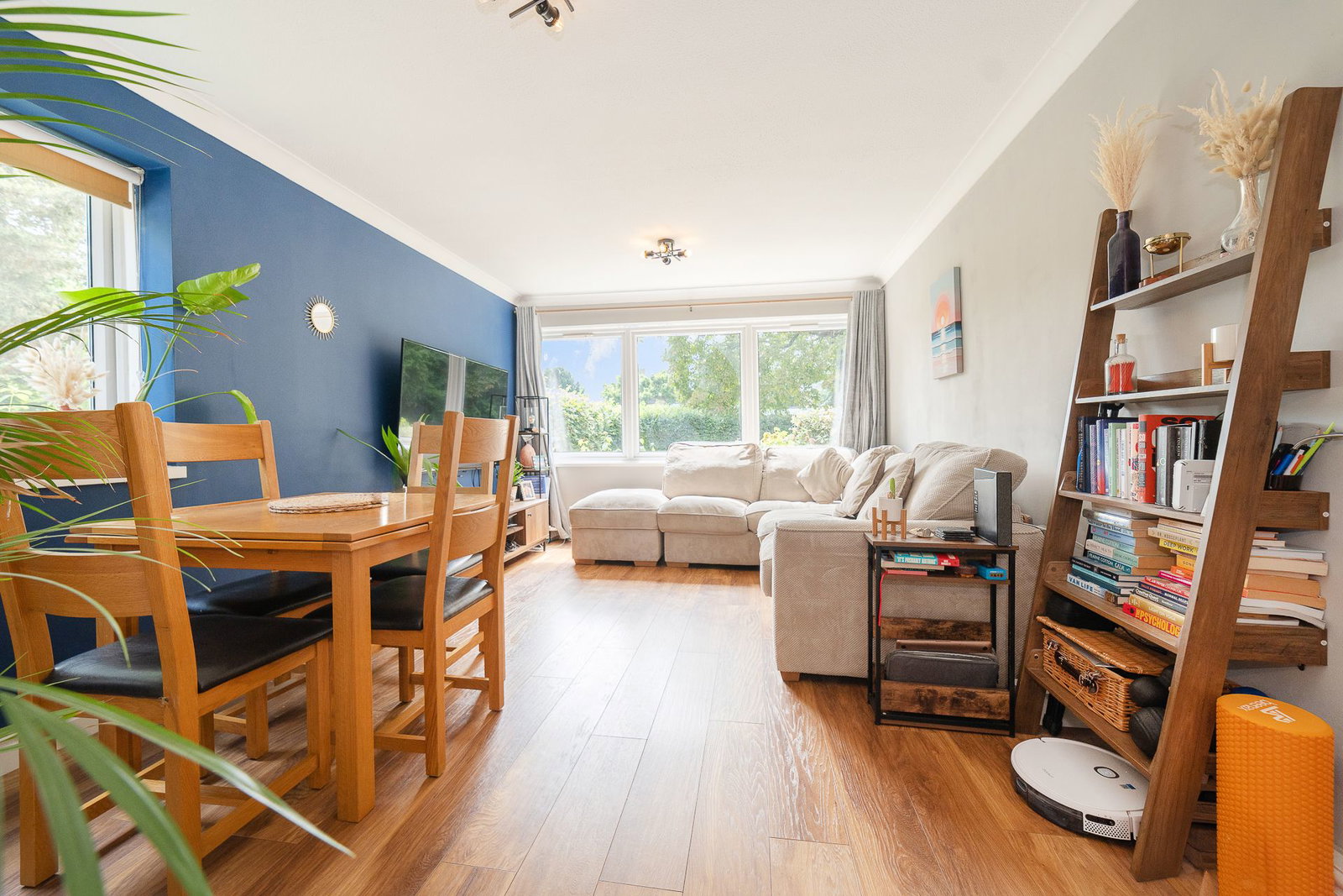 Flat in South Croydon