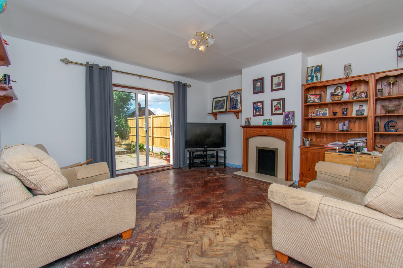 Semi Detached House in Wigston