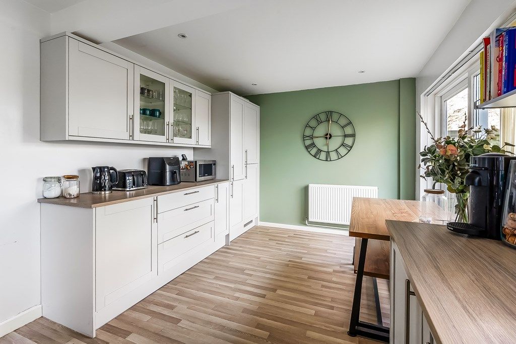 Semi Detached House in Epsom