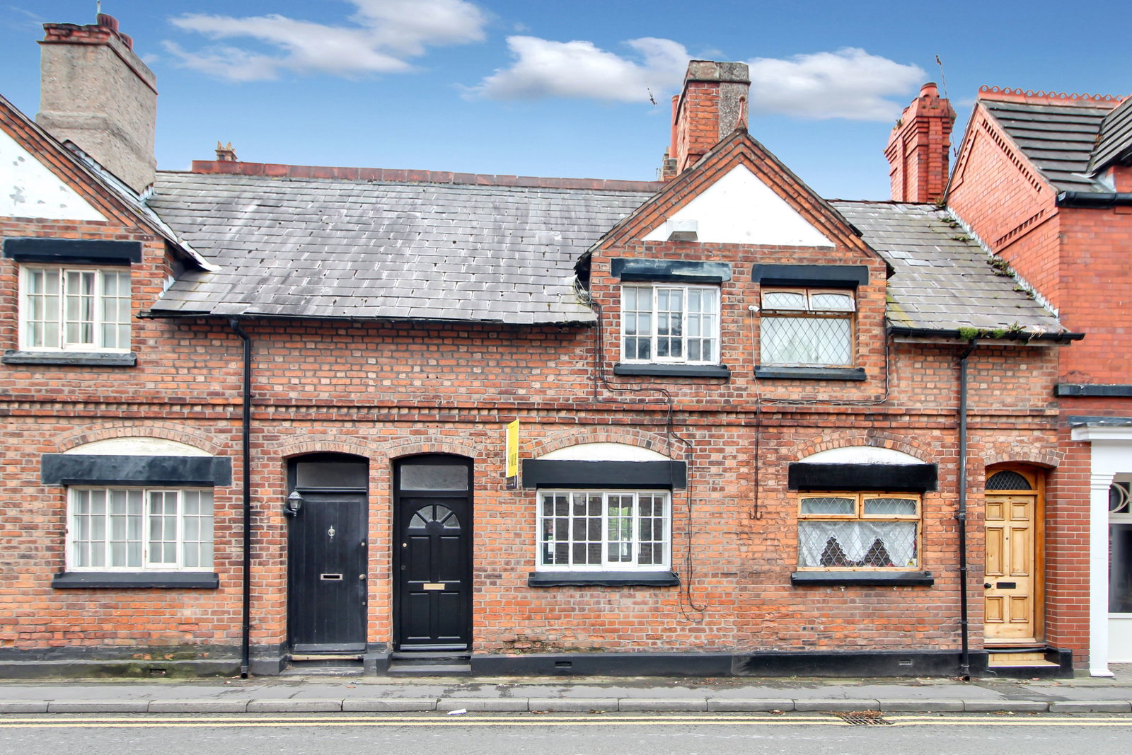 Terraced House in Neston