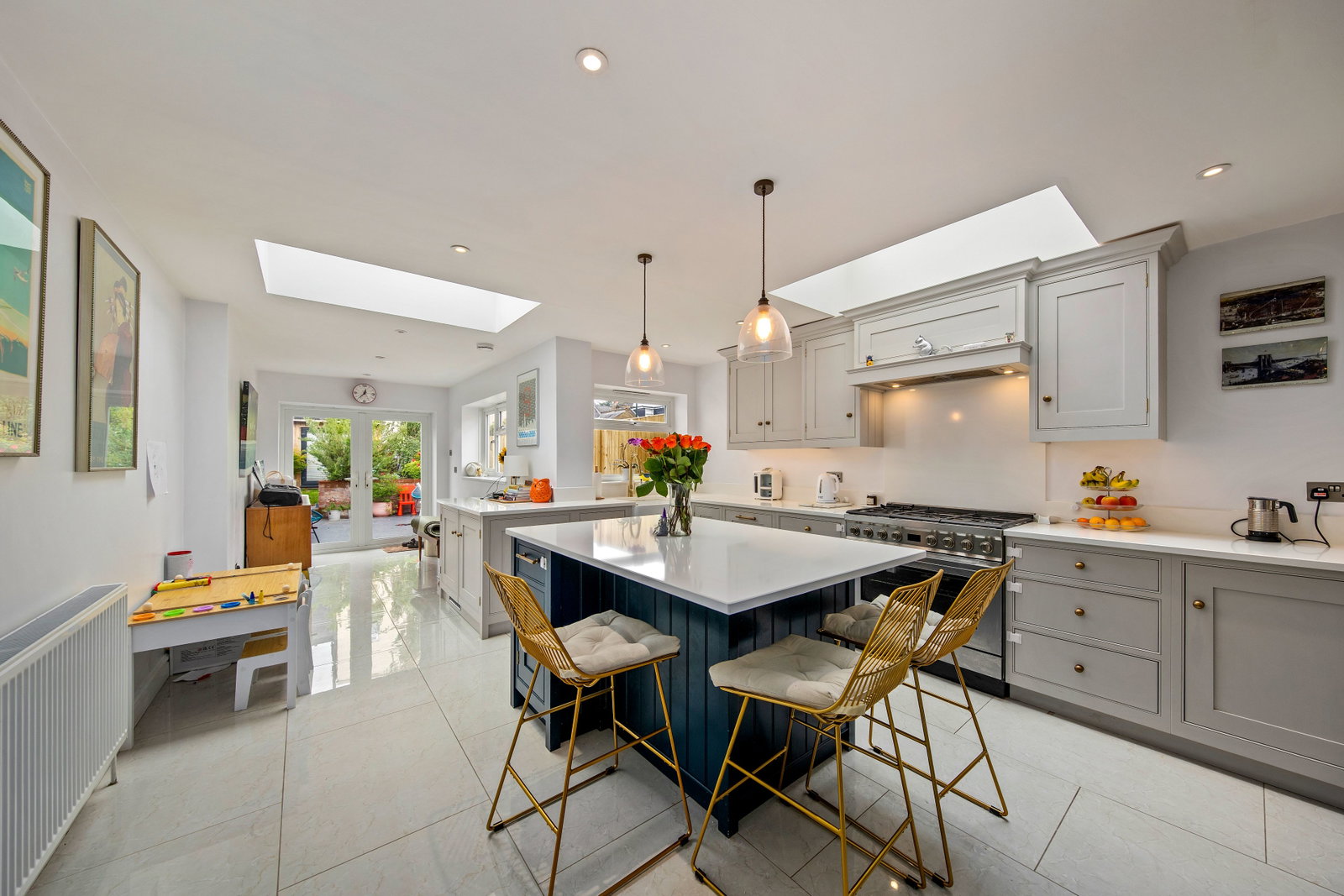 Terraced House in Teddington