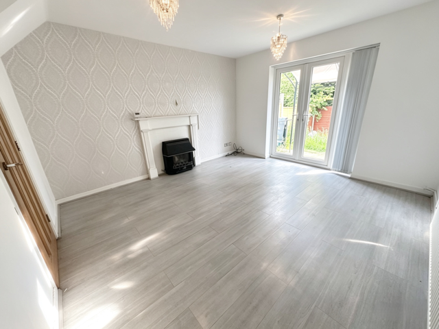 Semi Detached House in Tipton