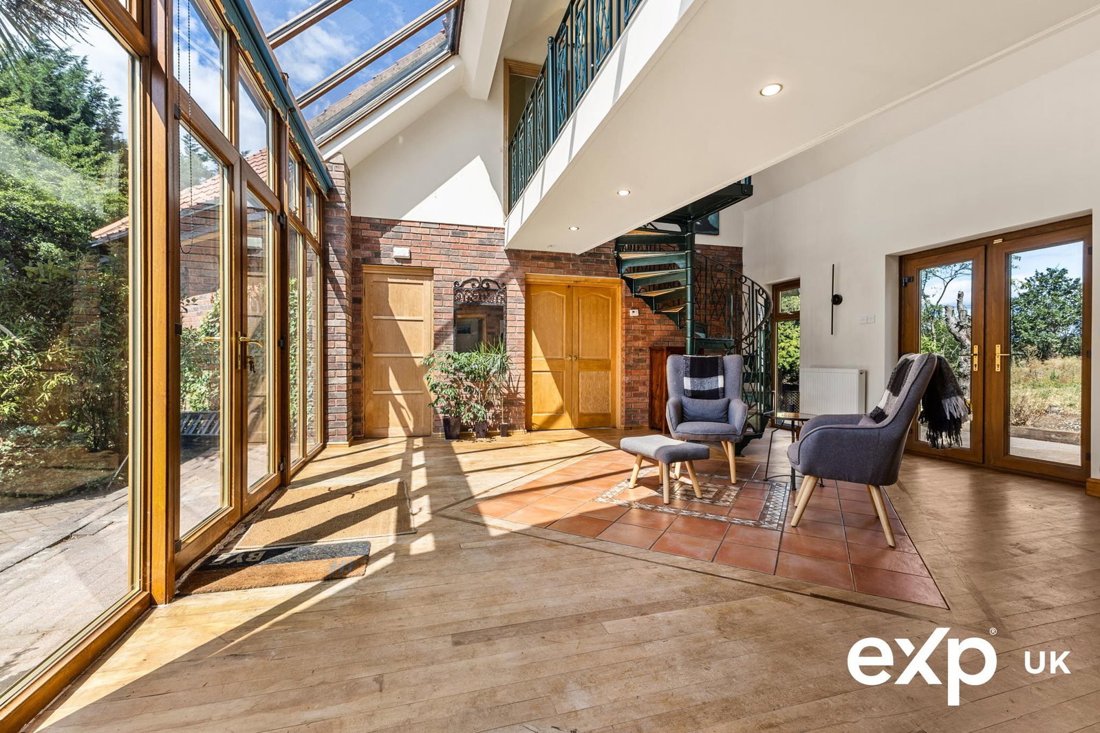Detached House in Newark 2