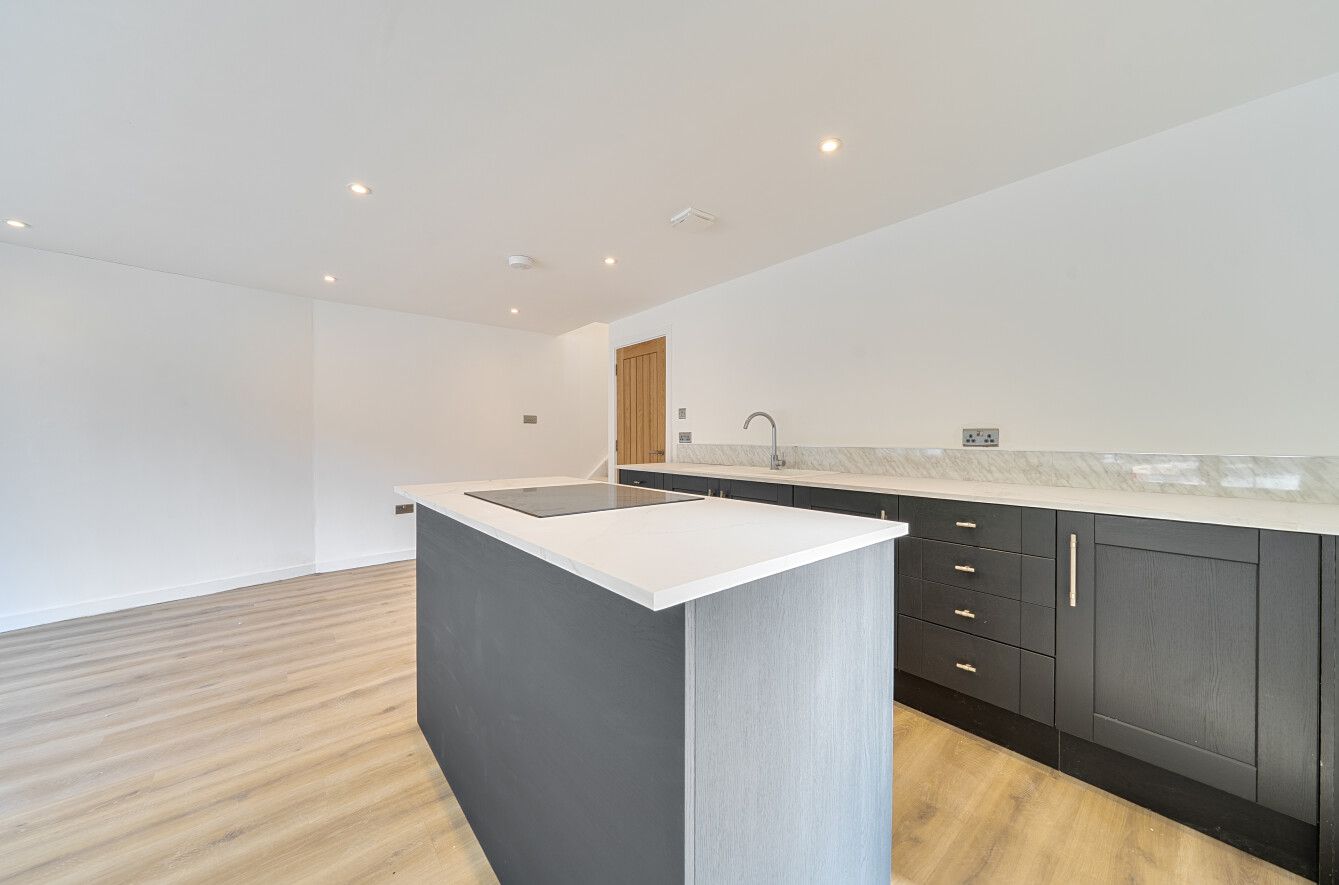 Detached House for sale in Harrogate, Batchelor Gardens, Harrogate, HG1 3EL