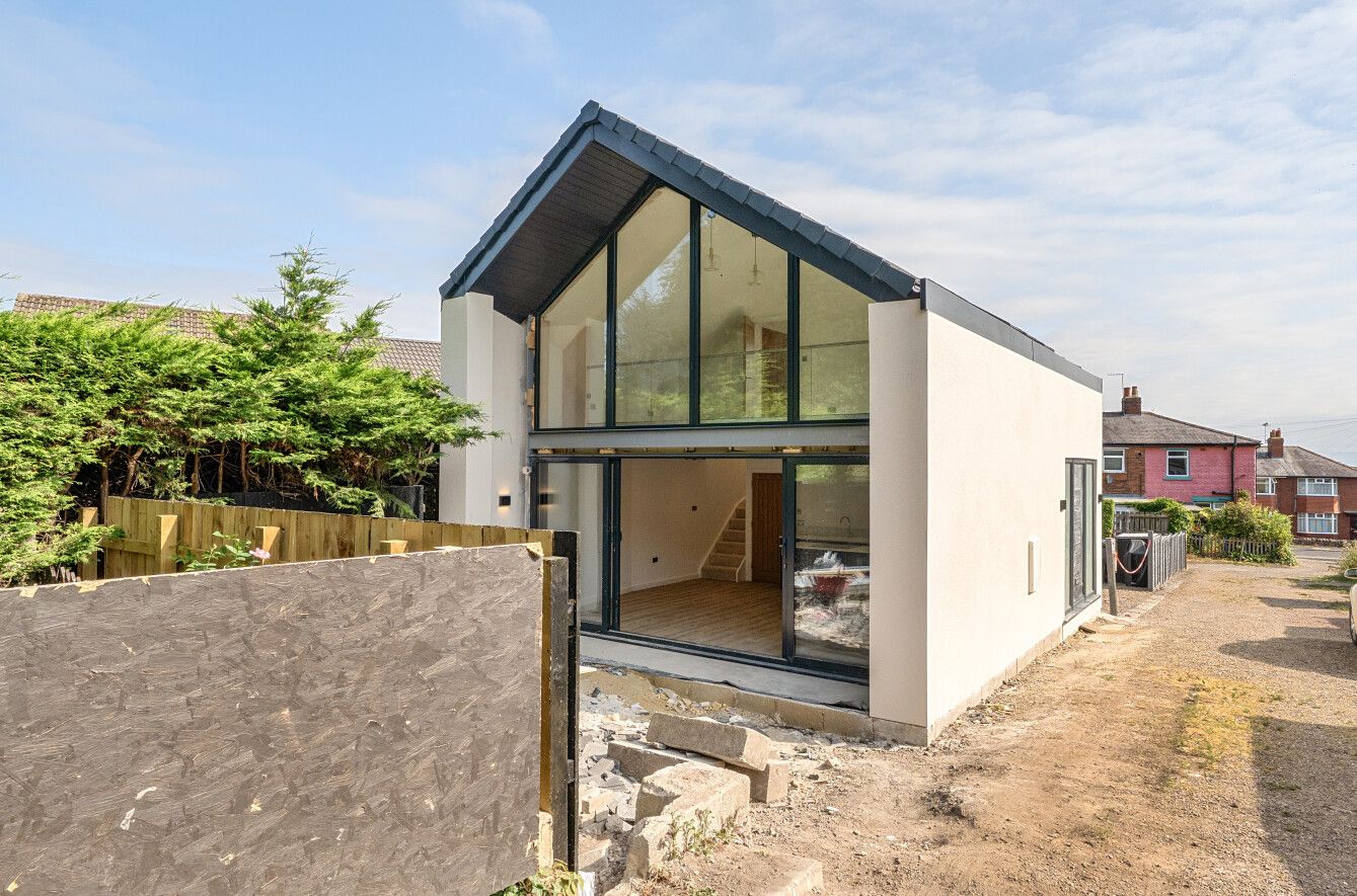 Detached House for sale in Harrogate, Batchelor Gardens, Harrogate, HG1 3EL