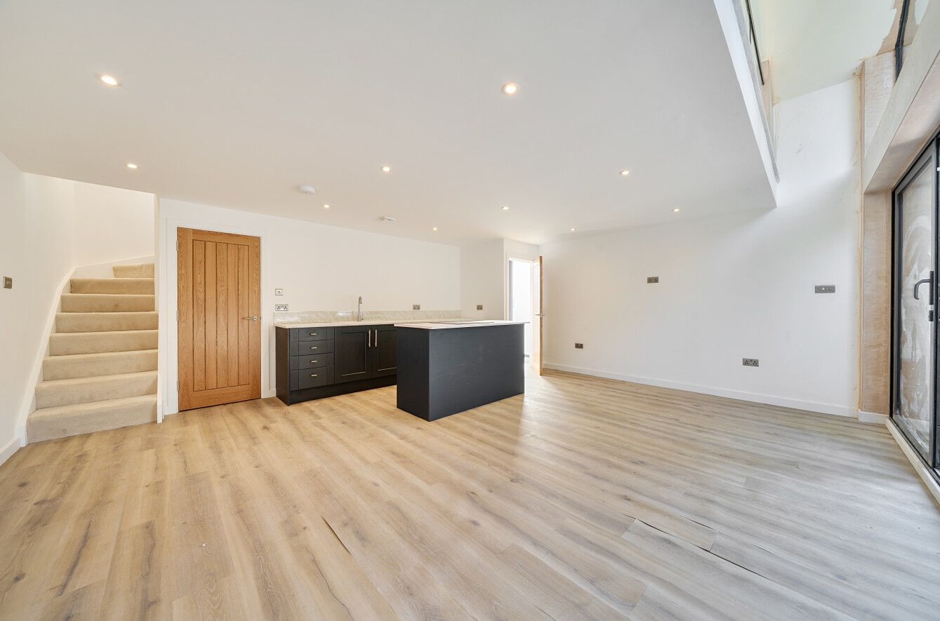 Detached House for sale in Harrogate, Batchelor Gardens, Harrogate, HG1 3EL