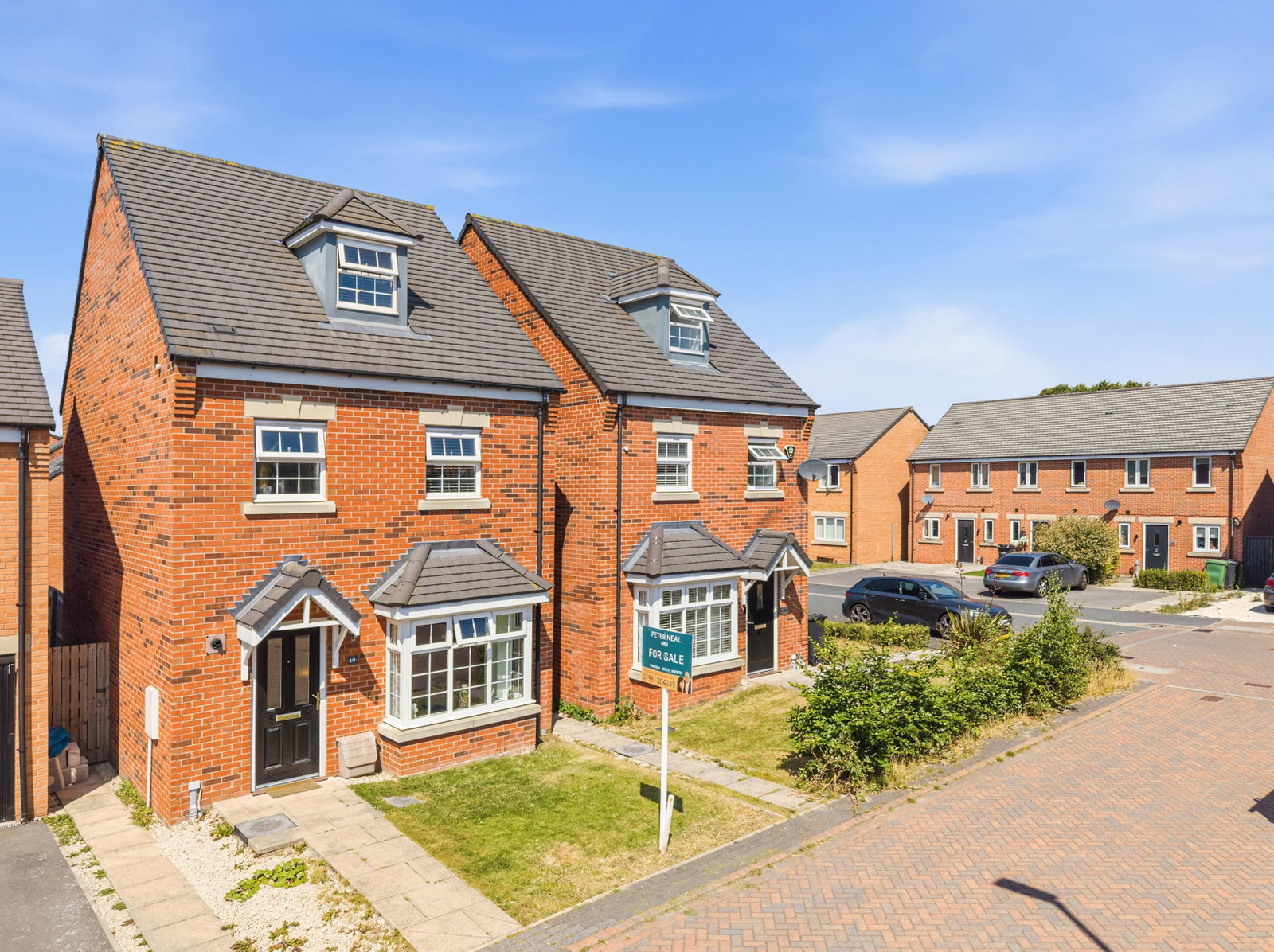 Detached House in Leeds