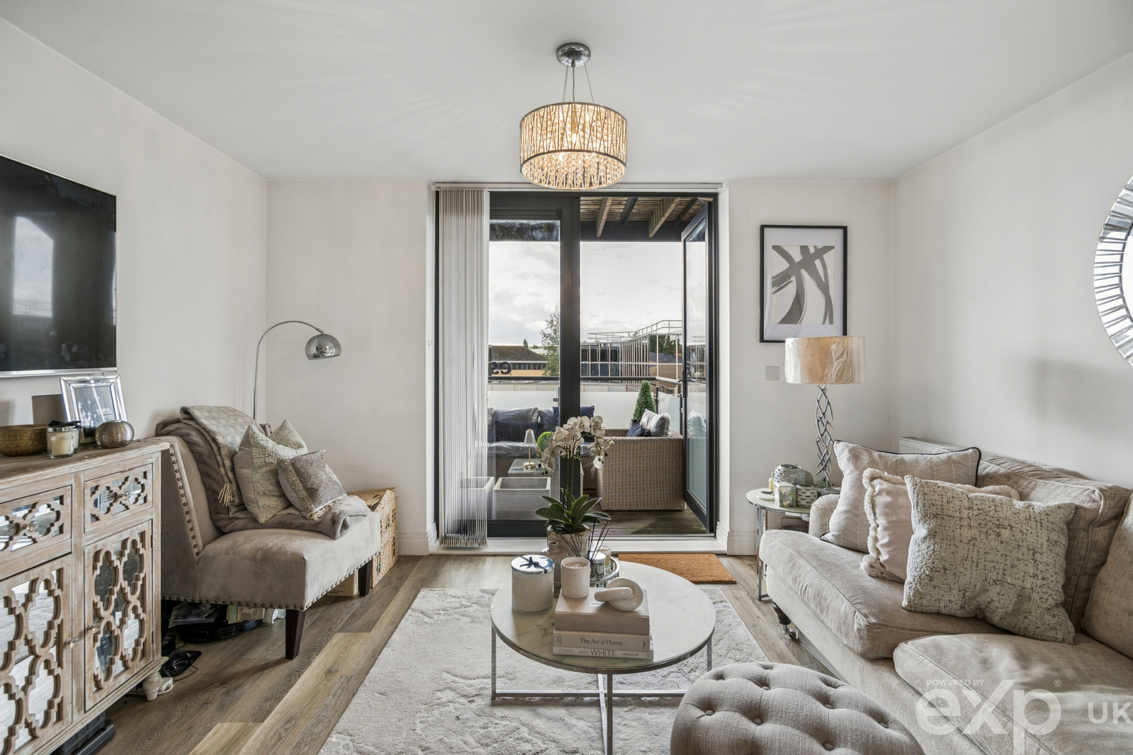 Flat for sale in Borehamwood, Studio Way, Borehamwood, WD6