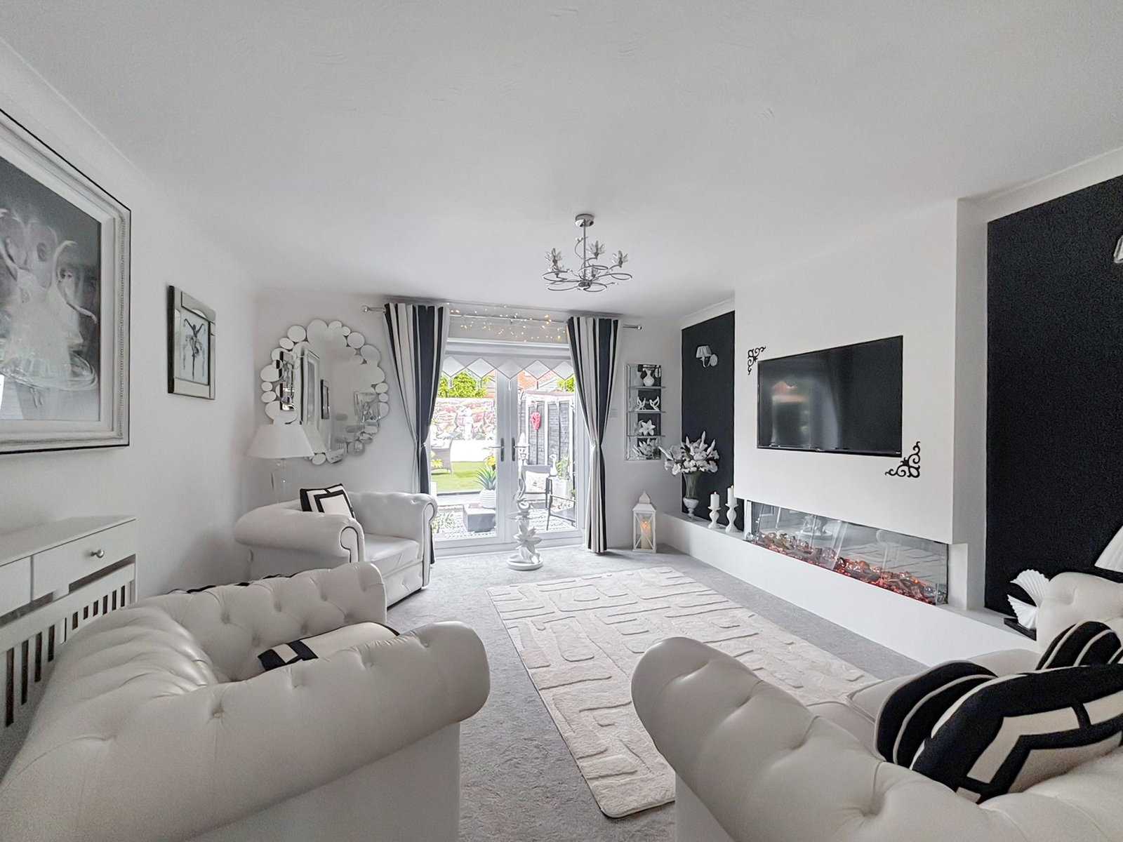 Mews House in Crewe