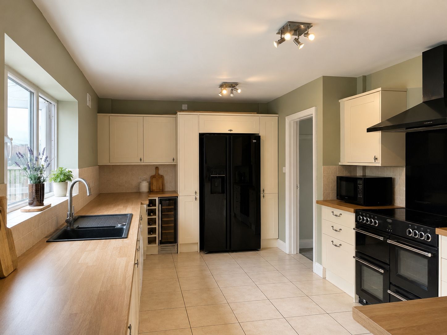 Semi Detached House in York