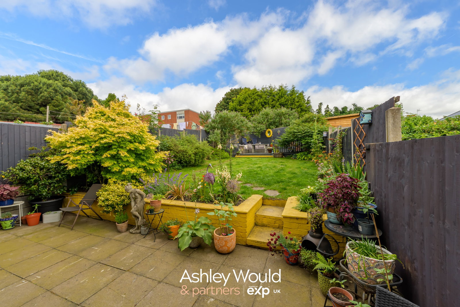 Semi Detached House in Halesowen
