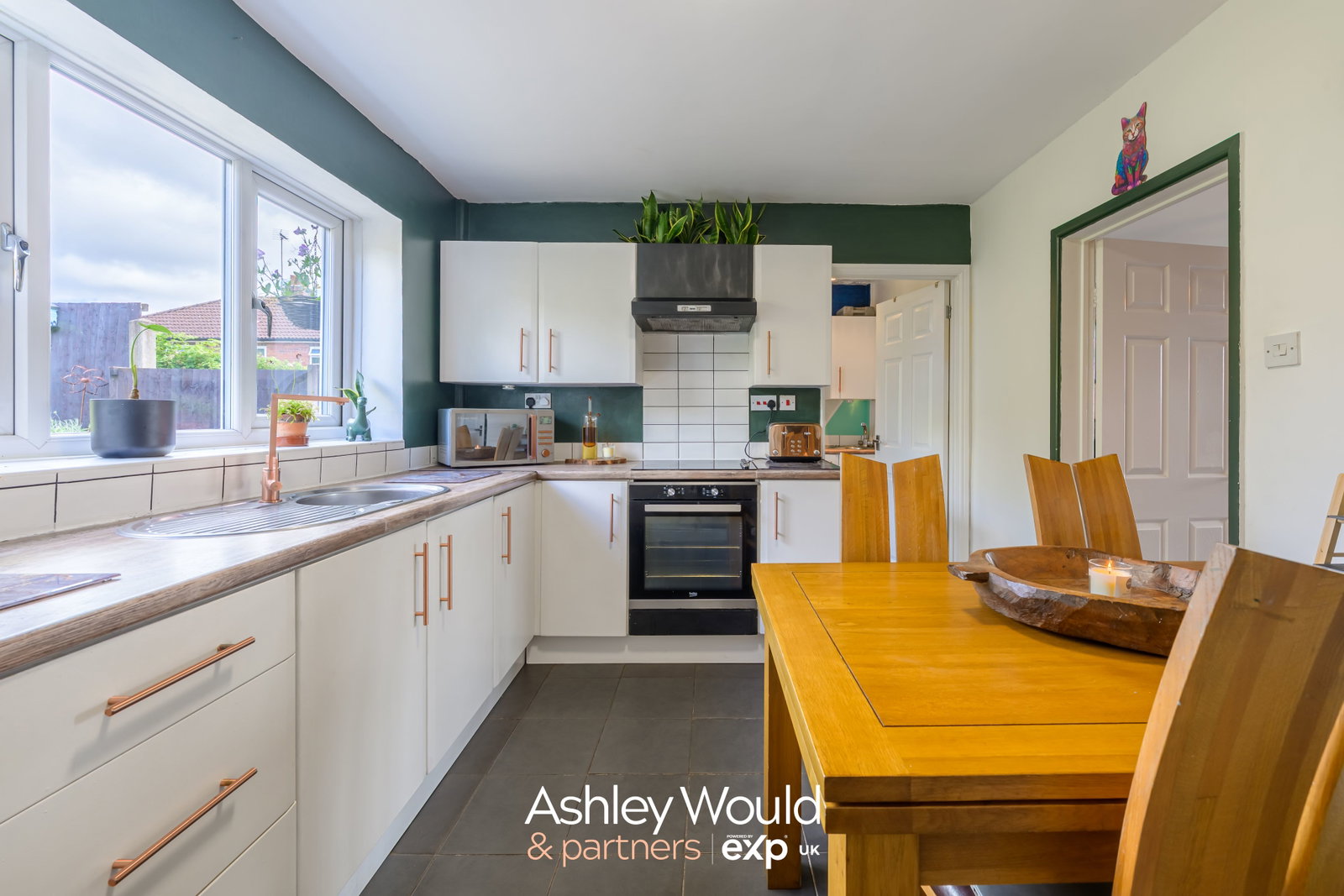 Semi Detached House in Halesowen